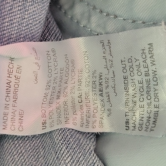 Chico's So Slimming Girlfriend Slim Leg Crop Jeans Size 10 - Picture 10 of 10